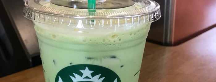Starbucks is one of Donnieさんのお気に入りスポット.