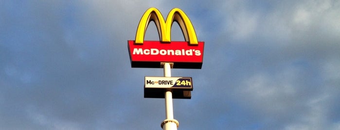 McDonald's is one of Orte, die Oksana gefallen.