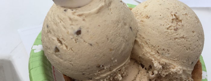 Gunther's Quality Ice Cream is one of Downtown Sacramento.