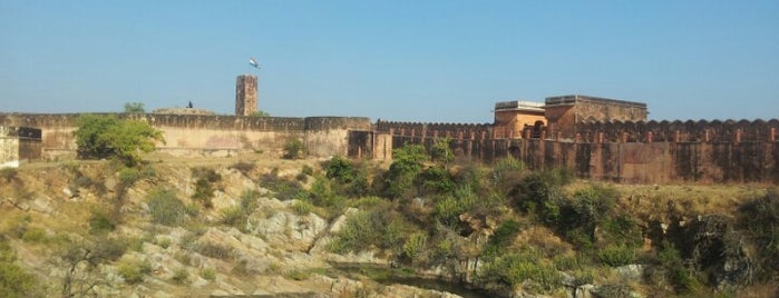 Jaigarh Fort is one of Jaipur Tourist Circuit.