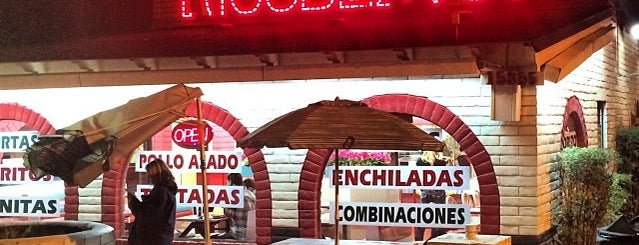 Rigoberto's Taco Shop is one of Lugares guardados de 😳Terrill.