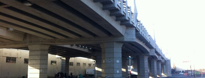 MLK Viaduct is one of Portland Area Bridges.