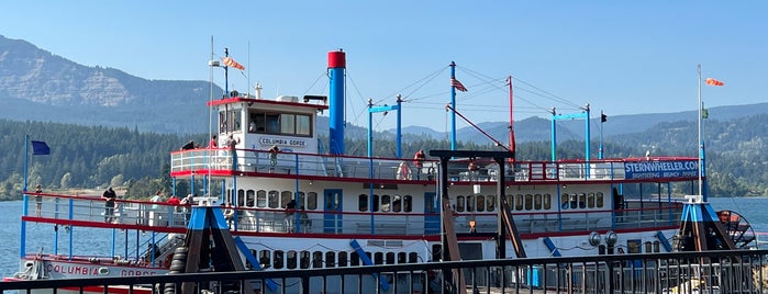 Columbia Gorge Sternwheeler is one of Ships.