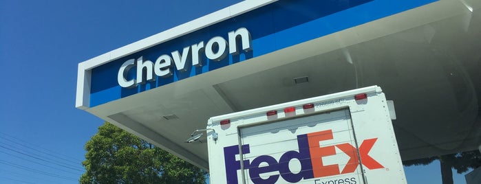 Chevron is one of สถานที่ที่ Adam ถูกใจ.
