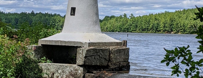 Lake Potanipo is one of Lighthouses - USA (New England).