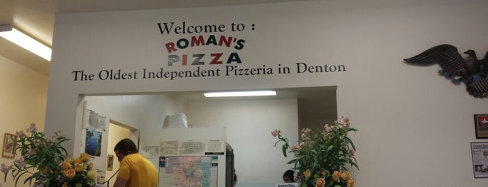 Roman's Pizza is one of Lugares favoritos de Lisa.