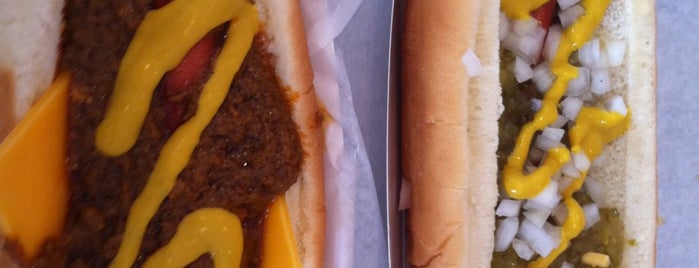 Pee Wee's Famous Hot Dogs and Hamburgers is one of Must-visit Food in Fountain Valley & HB.