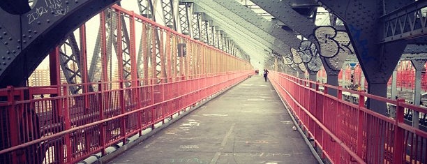 Вильямсбургский мост is one of NYC.