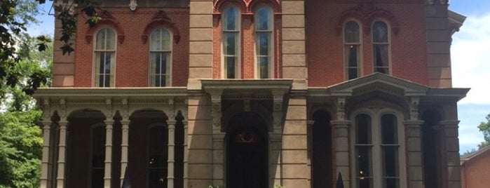 Woodruff-Fontaine House is one of Memphis.