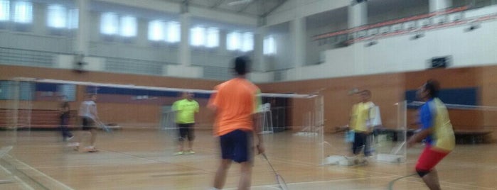 Dewan Badminton Kuaters KLIA is one of สถานที่ที่ ꌅꁲꉣꂑꌚꁴꁲ꒒ ถูกใจ.