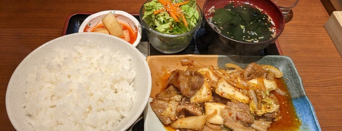 楽宴ママの台所 is one of Kudanshita & Jimbocho Lunch.