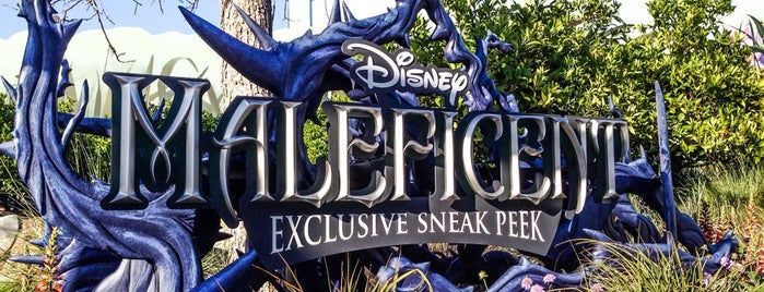 Maleficent Exclusive Sneak Preview is one of Tempat yang Disukai Denette.