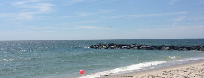 Atlantic Beach Club is one of Lieux qui ont plu à Justin.