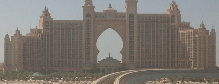 Atlantis The Palm is one of Must go there and smash.