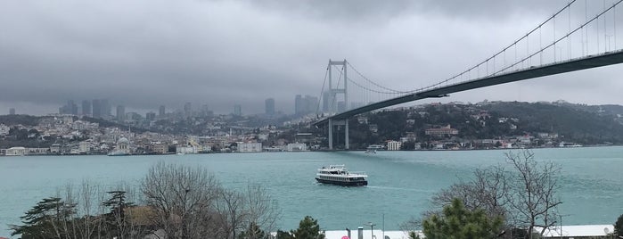 Beylerbeyi Orduevi is one of İstanbul.