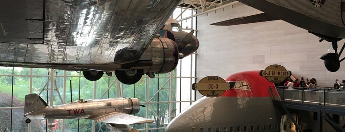 National Air and Space Museum is one of Posti che sono piaciuti a Jaspio.