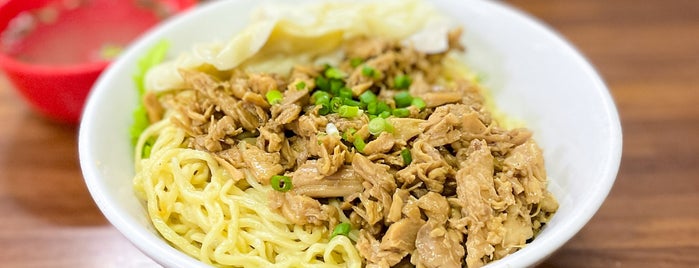 Pangsit Mie Tidar is one of Eating around Surabaya '.