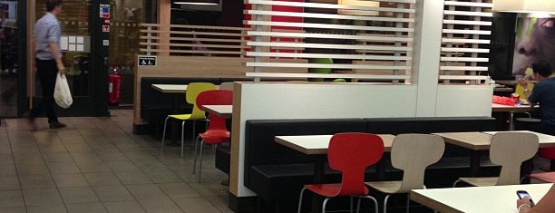 McDonald's is one of Orte, die Mike gefallen.