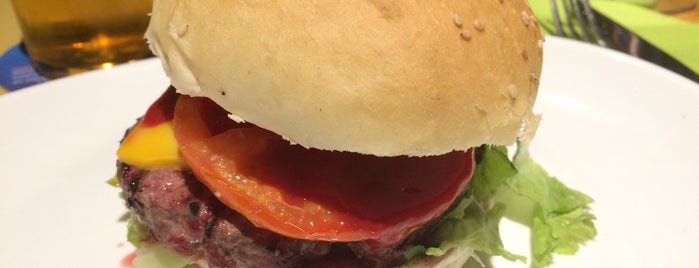 Burgerama is one of Lieux sauvegardés par Luigi.