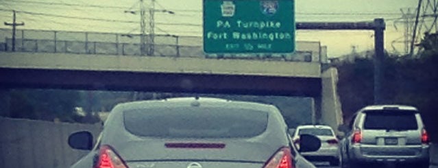 Fort Washington Expressway is one of Exits.