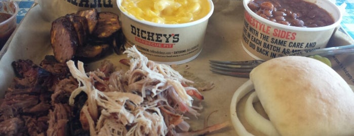 Dickey's Barbecue Pit is one of Places I Need To Go.