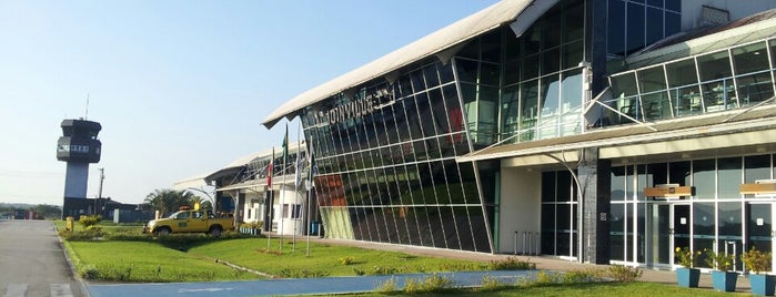 Aeroporto de Joinville / Lauro Carneiro de Loyola (JOI) is one of Aeroportos.