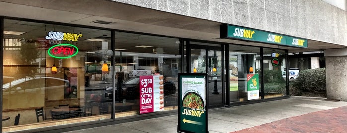 Subway is one of The 13 Best Places for Corned Beef in Norfolk.