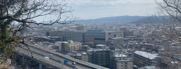 賤機山トンネル is one of 静清バイパス - 静岡市区間.