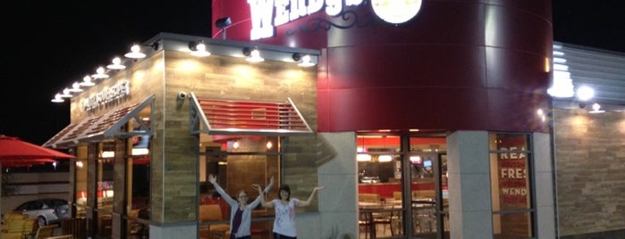 Wendy’s is one of Lugares favoritos de Deimos.