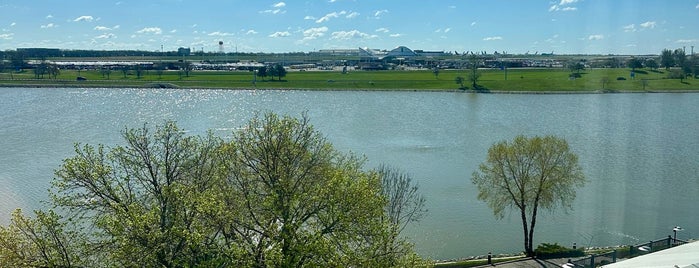 Kansas City Airport Marriott is one of Kansas City Weekend.