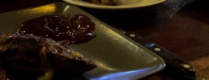 Girlevik Kasap & Steak is one of Et:).