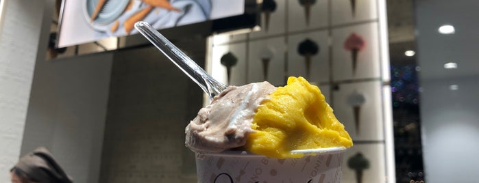 Venchi Gelato is one of Micheenli Guide: Singapore for Chocoholics.