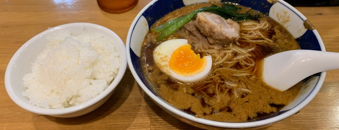 支那麺 はしご is one of Akasaka Lunch.