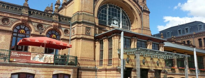 Schwerin Hauptbahnhof is one of Bahnhöfe Deutschland.