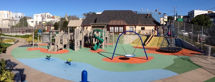 Cabrillo Playground is one of Posti che sono piaciuti a Scott.