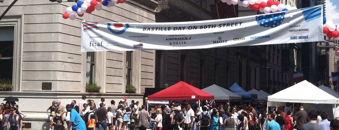 Bastille Day on 60th is one of Lugares favoritos de Garrett.