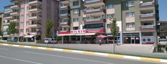 Bilgin Süpermarket is one of Lugares favoritos de Enes.