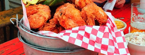 Lucy's Fried Chicken is one of Austin: To-do's & Favs.