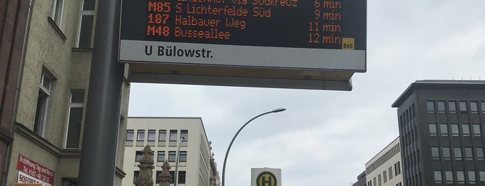 H U Bülowstraße is one of Tempat yang Disukai Mahmut Enes.