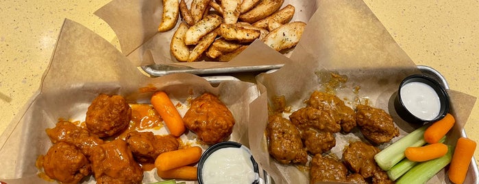 Buffalo Wild Wings is one of Top picks for Bars.