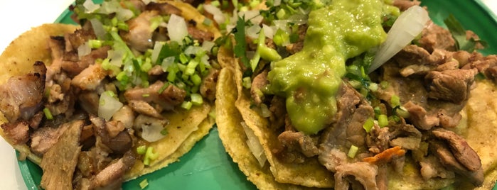 Taco Naco Xola is one of México 👫🌮.