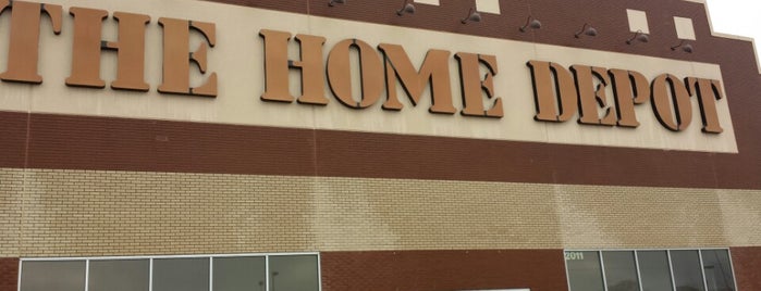 The Home Depot is one of Russ 님이 좋아한 장소.