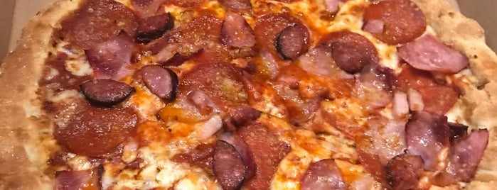 Domino's Pizza is one of Кафе для посещения.