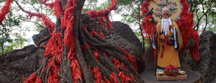 Luhuitou Park is one of Hoora'nın Beğendiği Mekanlar.