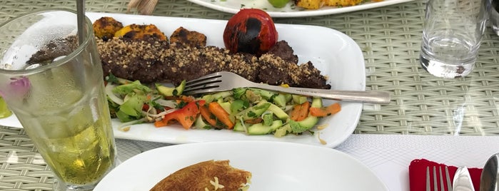 Mahi Mahi Restaurant | رستوران ماهی ماهی is one of Hoora'nın Beğendiği Mekanlar.