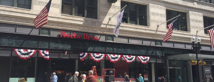 Roche Bros Downtown Crossing is one of Boston 2015.