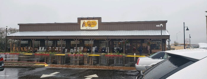 Cracker Barrel Old Country Store is one of Posti che sono piaciuti a Eve.