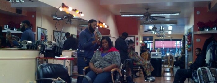 Platnium Shears Unisex Salon is one of Must-visit Salons or Barbershops in Philadelphia.