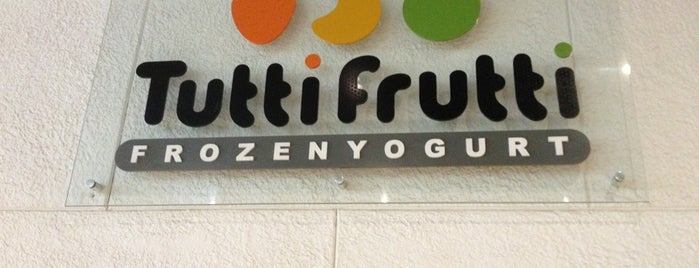 Tutti Frutti Frozen Yogurt is one of สถานที่ที่ Marcello Pereira ถูกใจ.