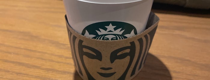 Starbucks is one of 電源スポット.